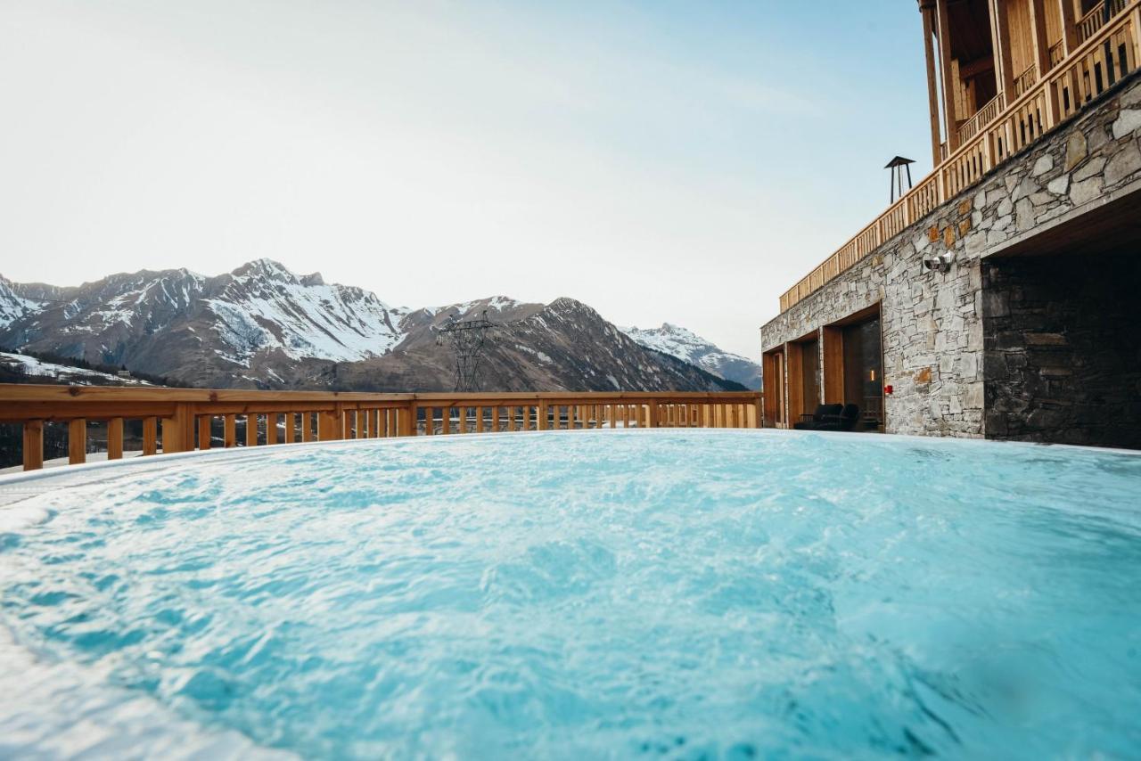 Lodji & Hotel 4*